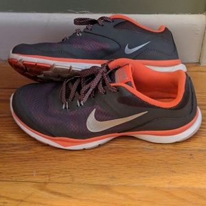 Nike training sneakers
